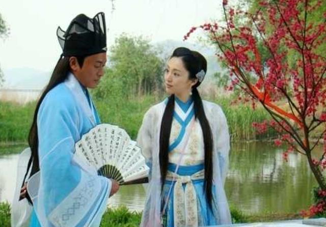 苏轼|苏轼妹妹出上联“面对面吃面”，苏轼好友对出下联，羞坏了苏妹妹