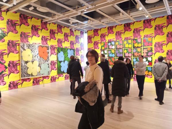 安迪·沃霍尔|安迪·沃霍尔与他的商业快餐艺术