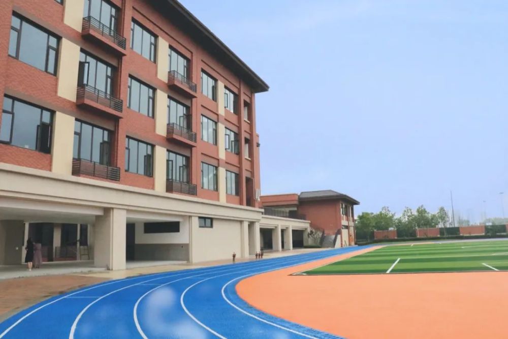 9月1日投入使用人北小学天北校区即将幸福启航