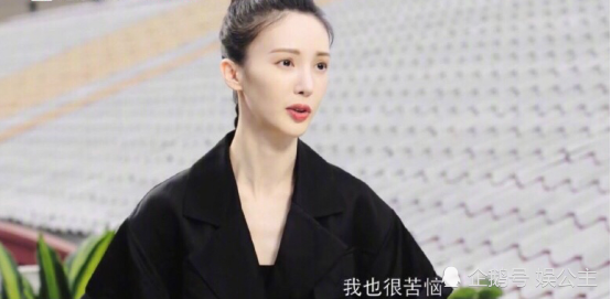 金晨|金晨否认拿恋情炒作：是被别人扣帽子！暗示邓伦团队泼她脏水！