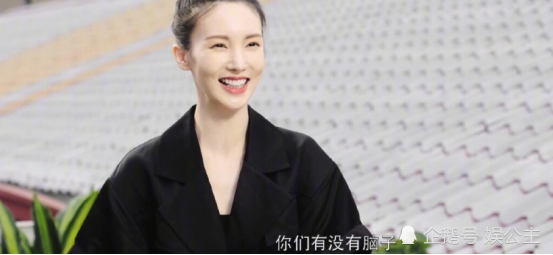 金晨|金晨否认拿恋情炒作：是被别人扣帽子！暗示邓伦团队泼她脏水！