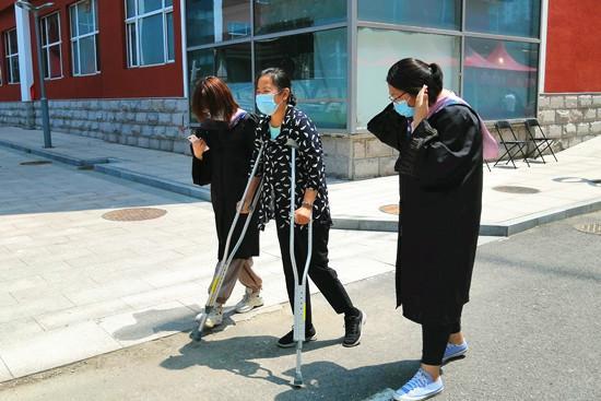 北京|特殊毕业“寄”！北京这所高校开启暖心“模式”，老师：我要见到我的孩子们