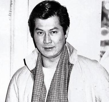 2008年,邓光荣在肥肥葬礼怒斥郑少秋,向华强都让他三分,啥来头?