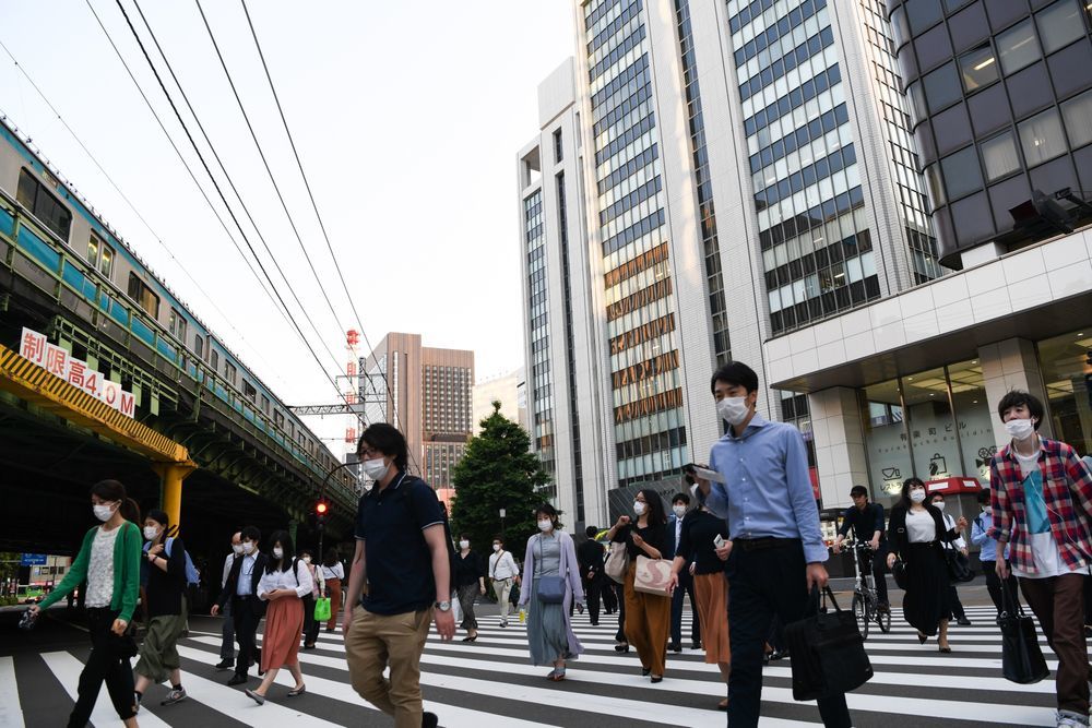 日本疫情報告仍在用傳真機官員日增300人就撐不住了