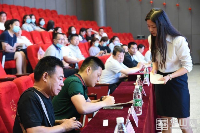 2020渭南市高中学校_省属高校唯一!渭南师范学院赵琦荣获2020年“陕西省