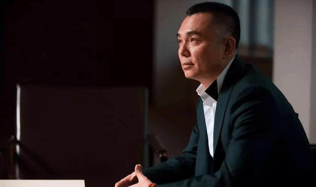 李湘|破产被前妻抛弃，今卷土重来身价超30亿，对前妻李湘评价仅11字