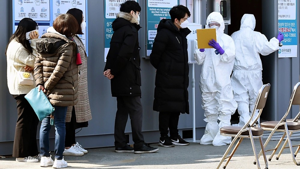 韩国_时政|不再免费了？韩国考虑让感染新冠外国人分担部分费用