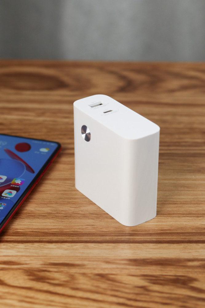 小米50w二合一充电宝充电器开箱体验出差再也不用带充电宝了