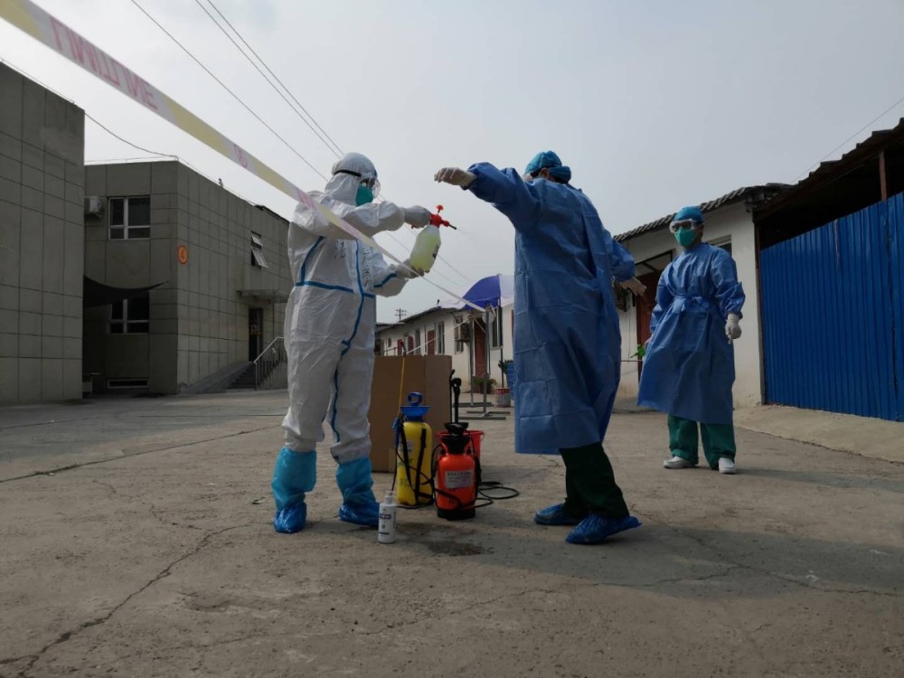 北京|下沉社区抗疫，家中断案……北京法官40天战“疫”记