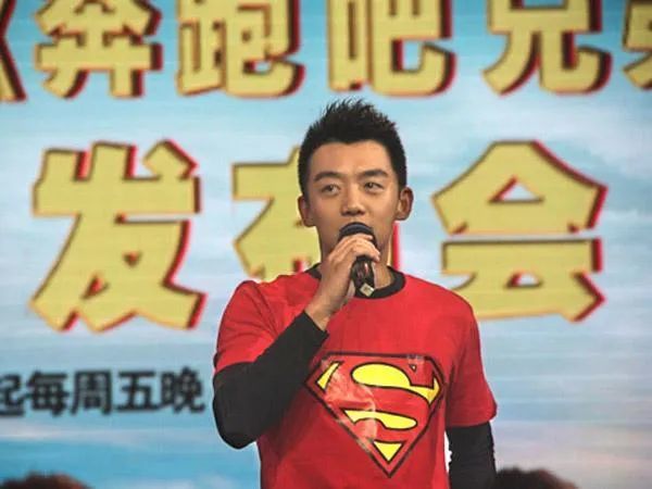 郑恺|火锅店涉抄袭、做潮牌被骗、投资直播翻车…“小猎豹”郑恺一路跑偏？