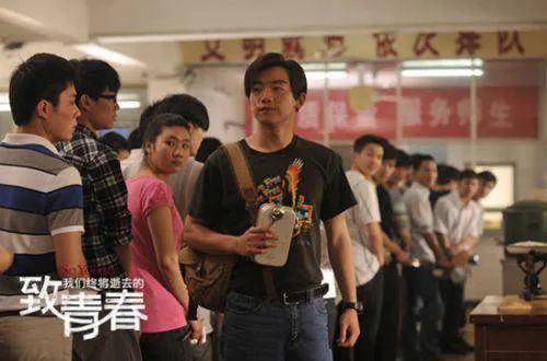 郑恺|火锅店涉抄袭、做潮牌被骗、投资直播翻车…“小猎豹”郑恺一路跑偏？