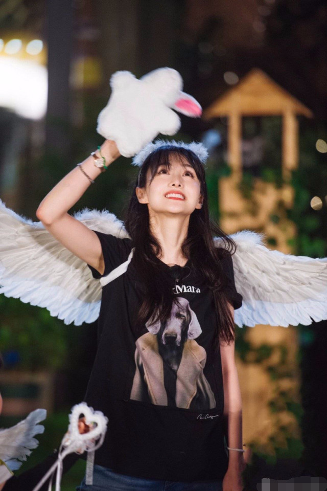 郑爽|郑爽发文表示自己想哭，不知道该去哪，语气委屈惹人心疼