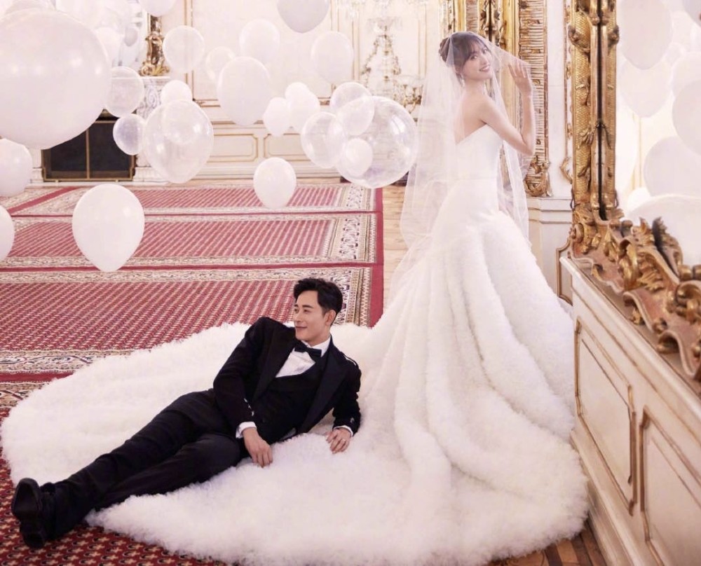 罗晋|罗晋跟女助理暧昧不清？两人举动引热议，罗晋回应爆粗口