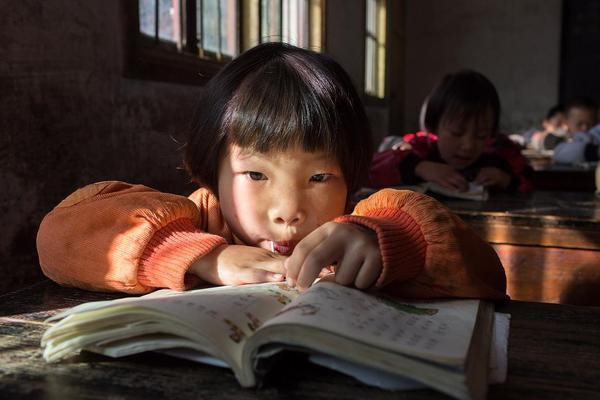 教师|侮辱学生将撤销教师资格：北京出规矩了，其他地方呢？