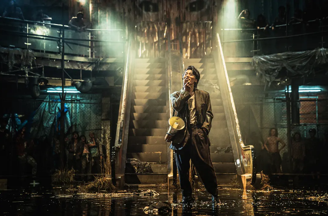 釜山行2|评分5.9，观众大喊退票，《釜山行2》不如前作，问题到底出在哪？