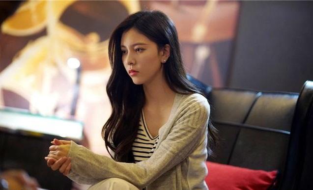 宋妍霏|避嫌？鹿晗宋妍霏先后曝光恋情，新剧还没火就着急解绑