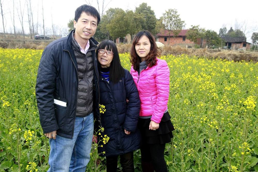 余秀华|她身残志坚靠写“黄”诗出名，网友称没眼看，专家称完全没有艺术高度