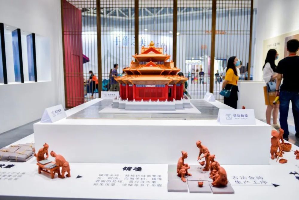 雅克·考夫曼|故宫单院长都来打卡！今年潭洲展最“贵”的砖可能在这里