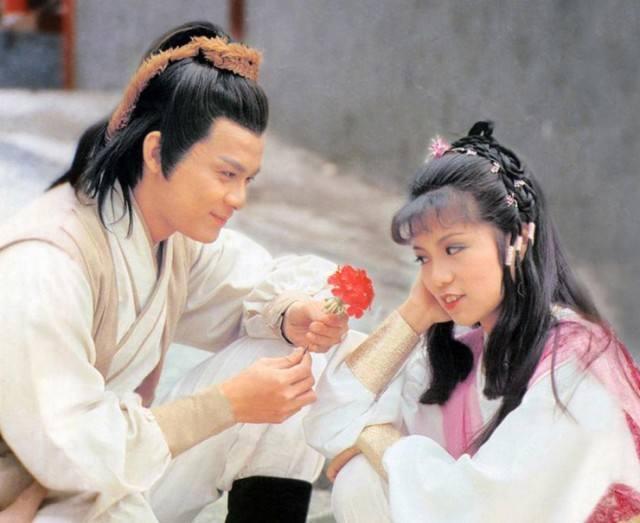 郭靖|郭靖要不是大款，黄蓉还能看上他吗？