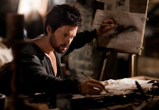 蒙娜丽莎|《蒙娜丽莎》为何感觉一直在微笑？倒过来看，你就不会这样认为了