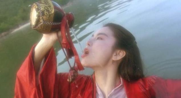 张柏芝|港星最后的盛世美颜，从低谷到崛起，张柏芝用坚毅拯救了自己