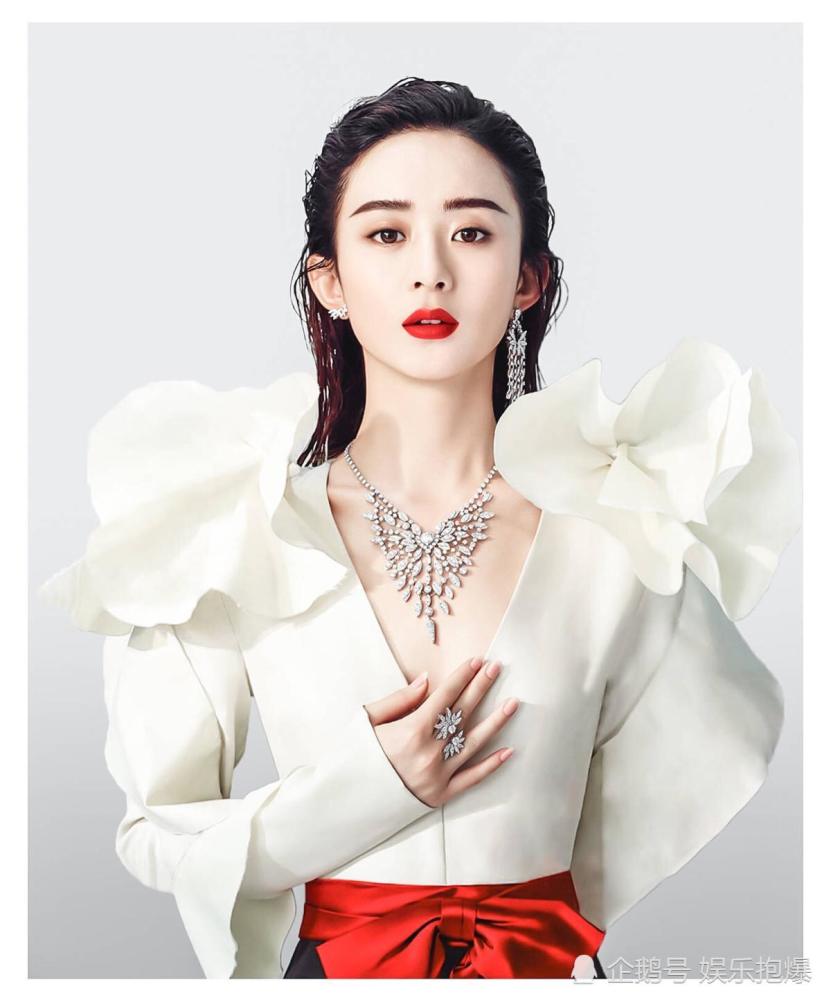 赵丽颖,angelababy同一品牌代言图曝光,baby凭借一点取胜