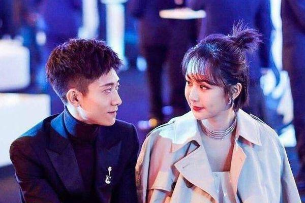 张一山|张一山与宋妍霏疑似同居被曝光，网友纷纷跳脚对比，看杨紫是咋说