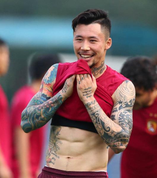 运动员不能纹身朱婷林丹和张继科证明纹身不妨碍夺世界冠军