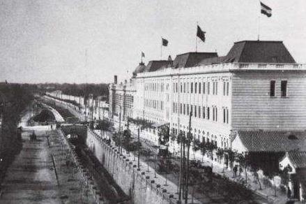 六国饭店|东北历史：长春曾经有一座六国饭店，为啥黄了？