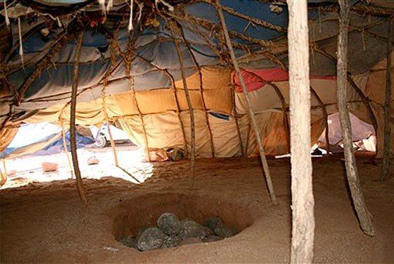 詹姆斯·肖尔|美国邪教大师骗信众在90度蒸汽中煮死，入狱1年他又出来讲成功学