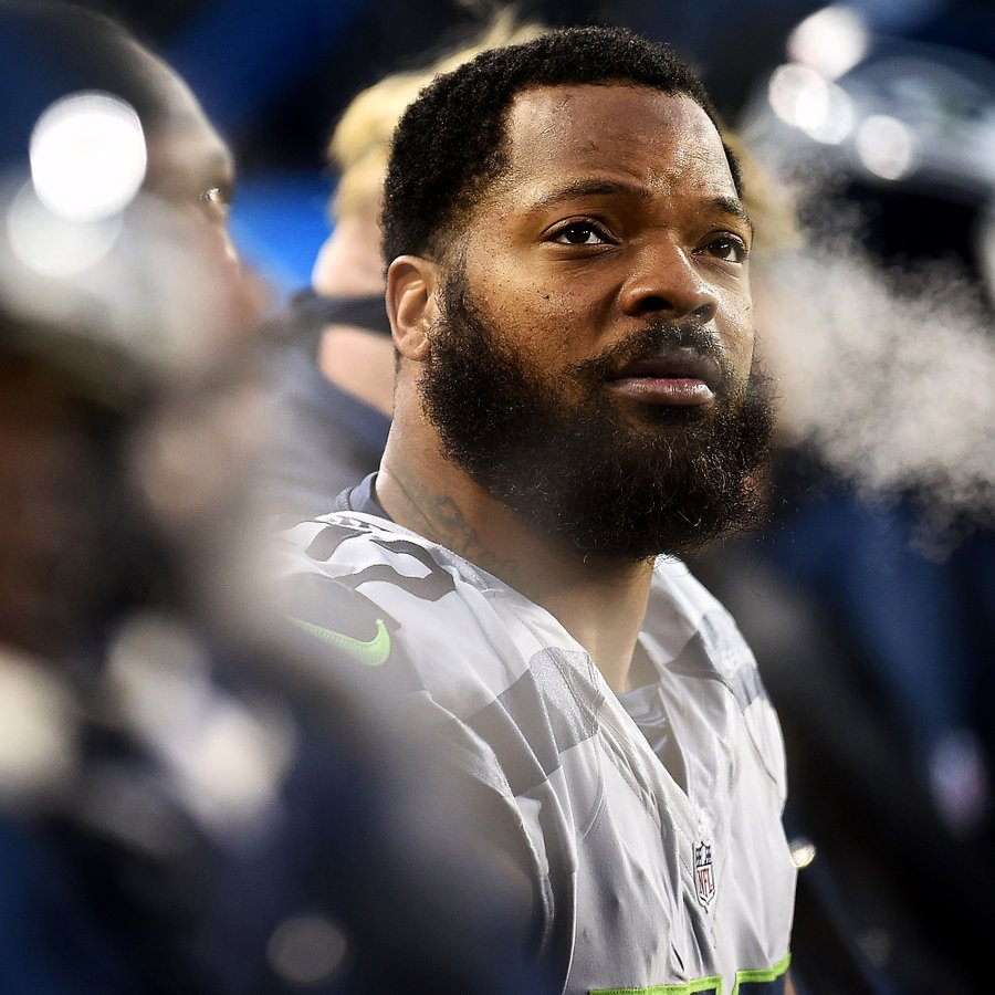 明星冲传手本内特宣布退役曾帮海鹰建立轰爆军团夺超级碗