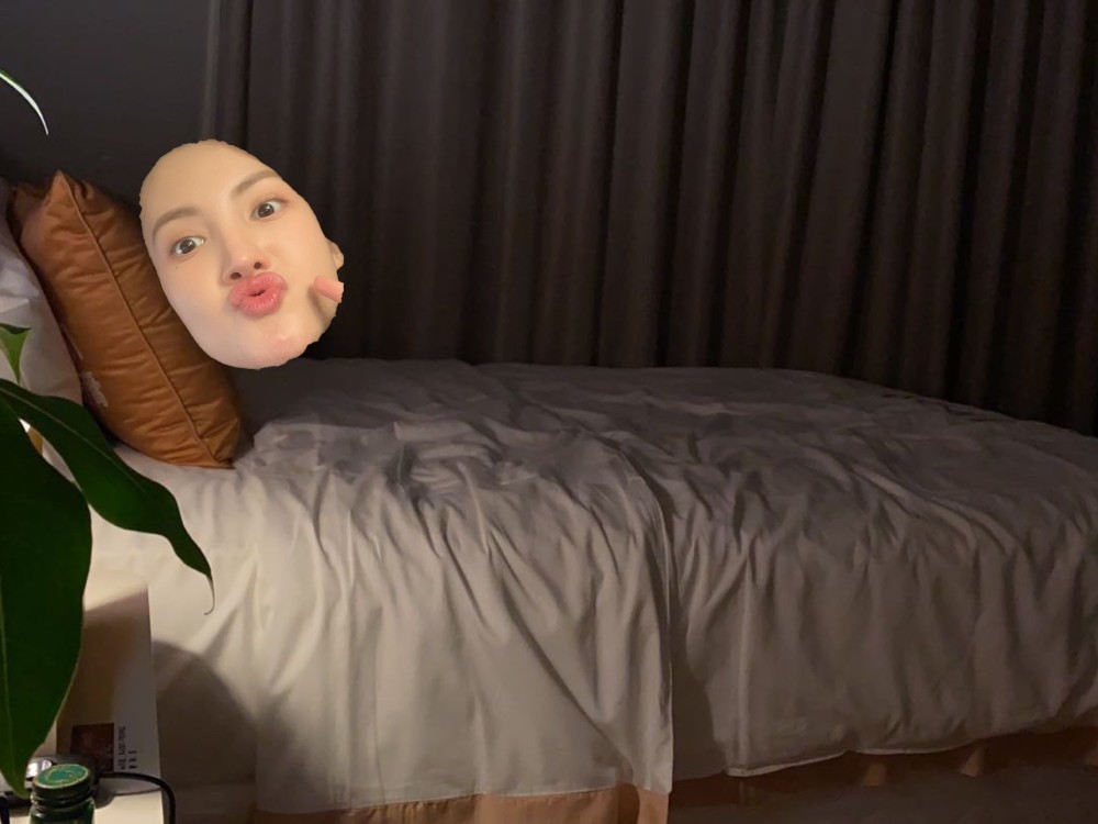 金晨|她在娱乐圈的发展不错，为什么总有人说她拿恋情博热度