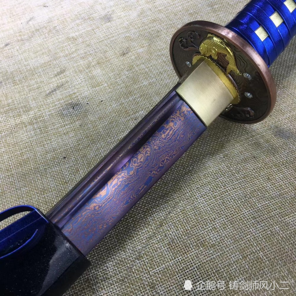 花纹钢烤蓝武士刀-赤影