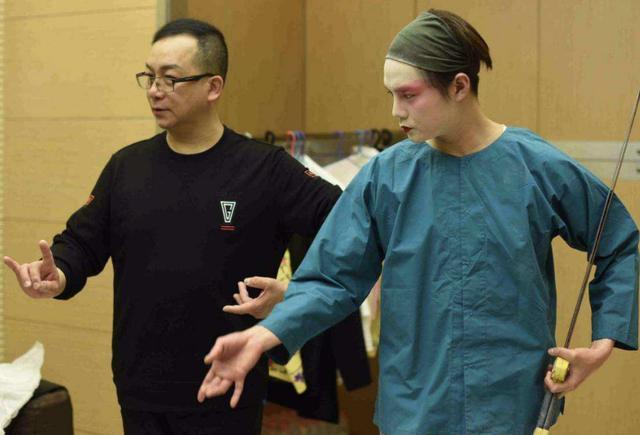 尹正|尹正：从袁华到商细蕊，这个自带BGM的男人，到底还有多少可能？