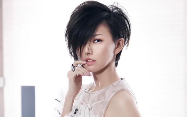 孙燕姿|自己动手剪发，天后孙燕姿怎么活得这么“惨”？