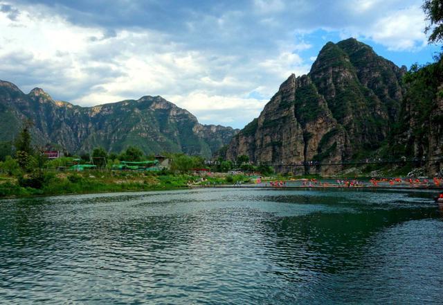 九寨沟|北京当地人才知道的景点，人称京西“九寨沟”，夏天来正合适