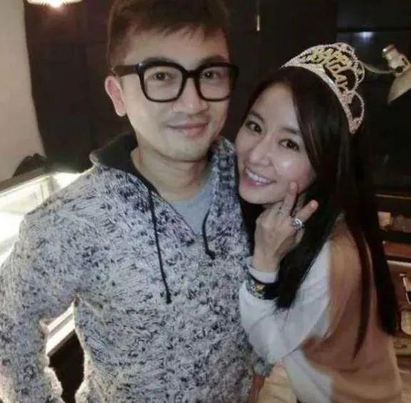 原来苏有朋苦苦隐瞒了我们15年!