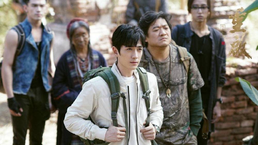 朱一龙|两大流量隔空对打：朱一龙《重启》自带热度，鹿晗凭新剧稳赚口碑