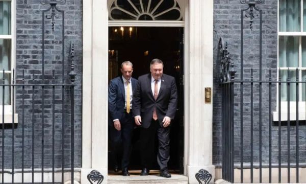 外交豁免权|撞死英国青年的美外交官妻子逮捕有望？英美取消其外交豁免权