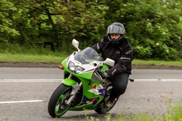 外交豁免权|撞死英国青年的美外交官妻子逮捕有望？英美取消其外交豁免权