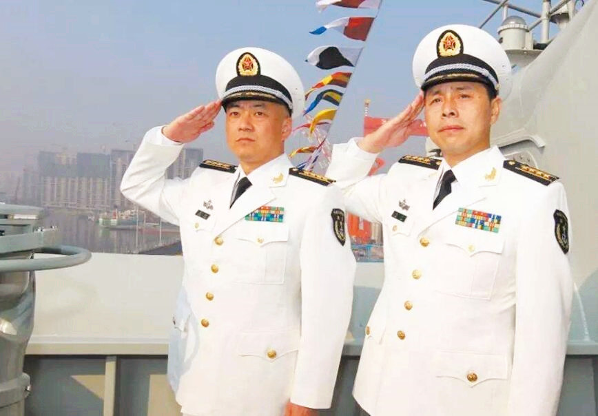 遼寧艦的艦長屬於什麼級別的軍官要當上航母的艦長有多難