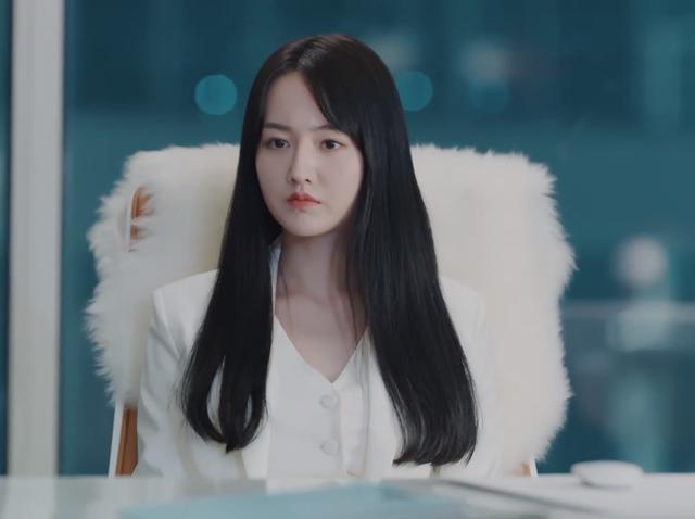 颜值|于正新剧开播，李浩菲颜值普通无女主相，如今选女主不看颜值了？