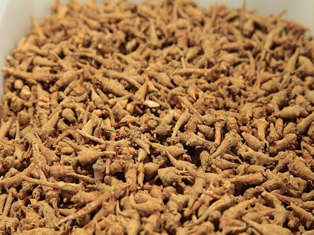 肝不好别担心,这3味中药,是肝脏的清洁工,