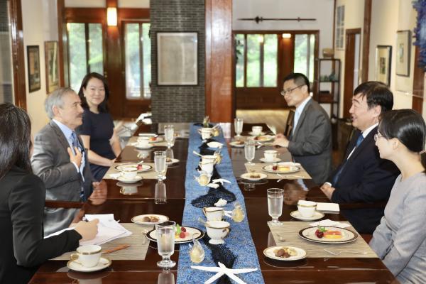 中美|中美驻韩大使会面