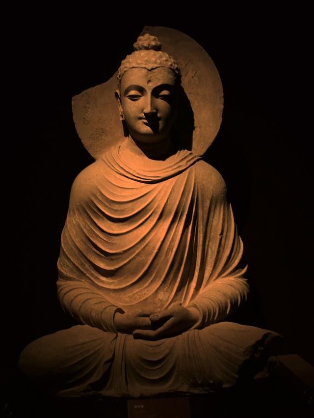 孔子|释迦牟尼、柏拉图和孔子要是在一起喝茶，会讨论什么？