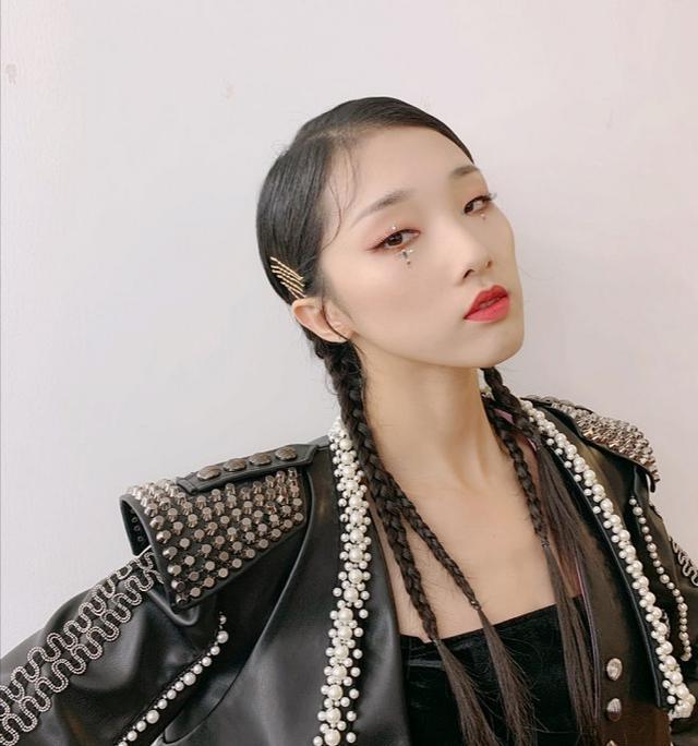 林心如|44岁林心如近照曝光，女性美的畸形定义，是对女人最大的PUA