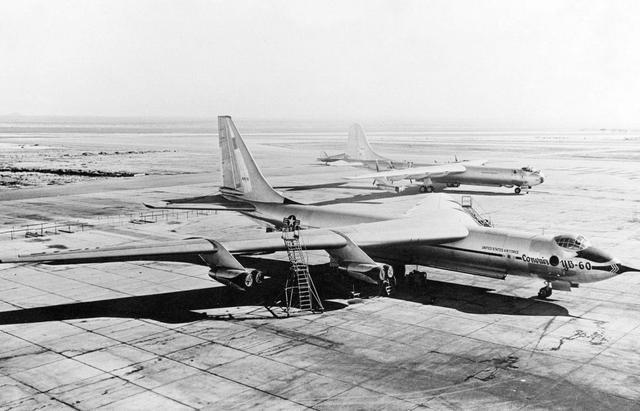 被美军放弃的超级轰炸机载弹量高达33吨却因不思进取被抛弃