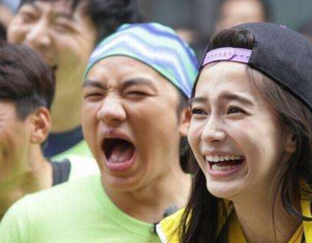 奔跑吧兄弟|跑男一半嘉宾都和baby有“吻戏”？王祖蓝没感觉，陈赫太“过分”