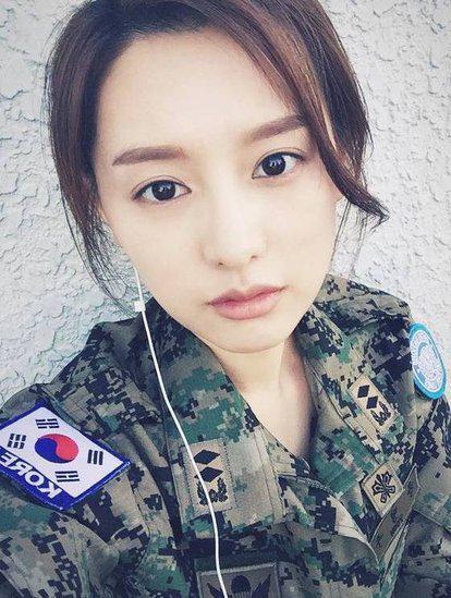 金智媛|金智媛有多幸运？出道就和BigBang合作，作品演一部红一部