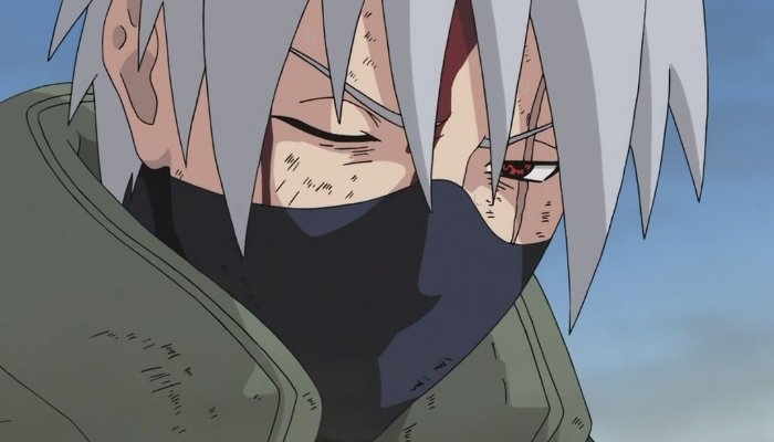 火影:卡卡西为何一直戴着眼罩?并不是装酷,只是迫于无奈_腾讯新闻